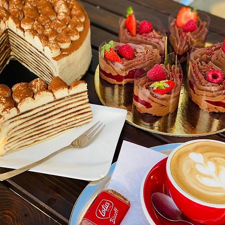 帕蒂赞斯克 Aerocafe酒店 外观 照片